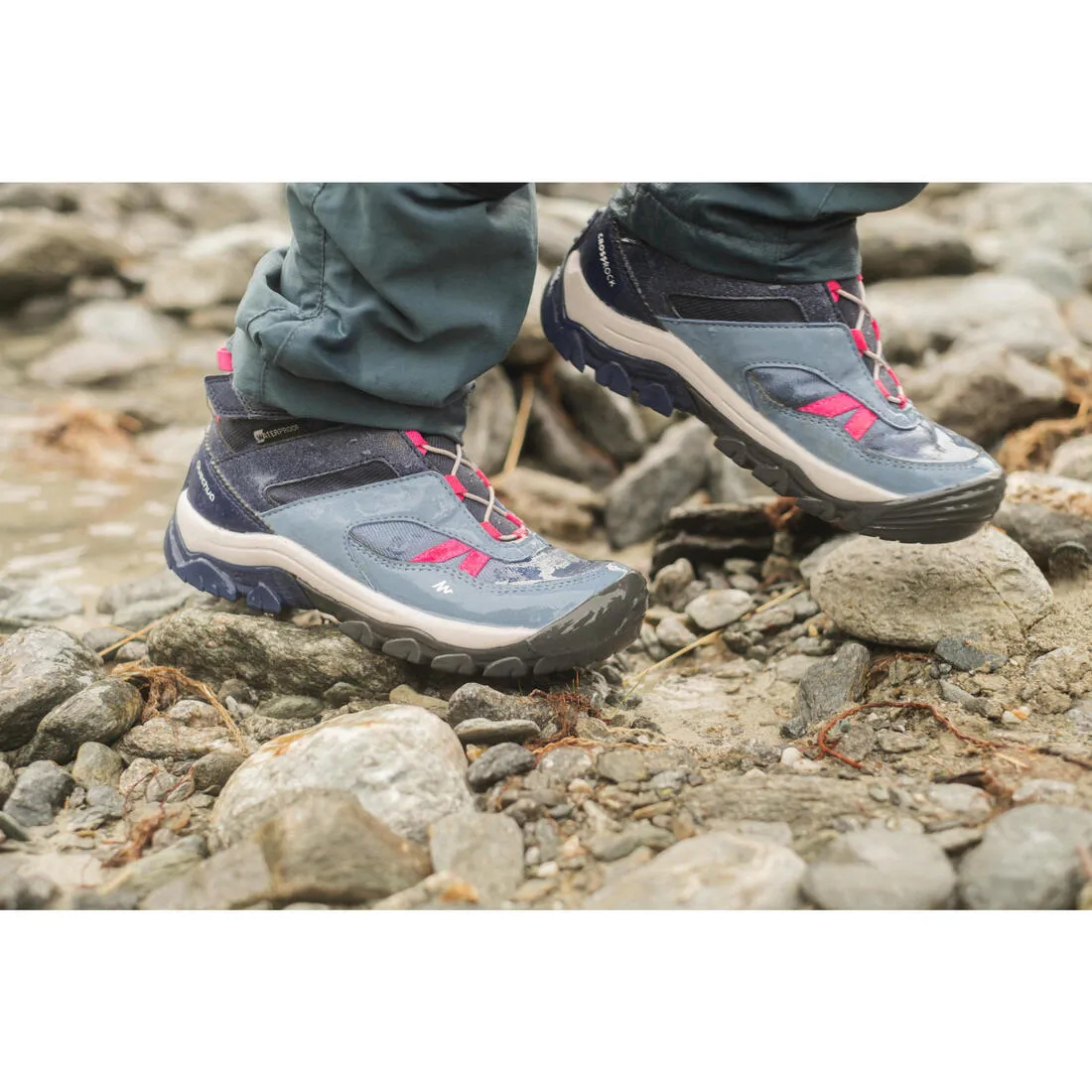 Children's waterproof walking shoes - CROSSROCK MID blue - size jr. 10 - ad. 2