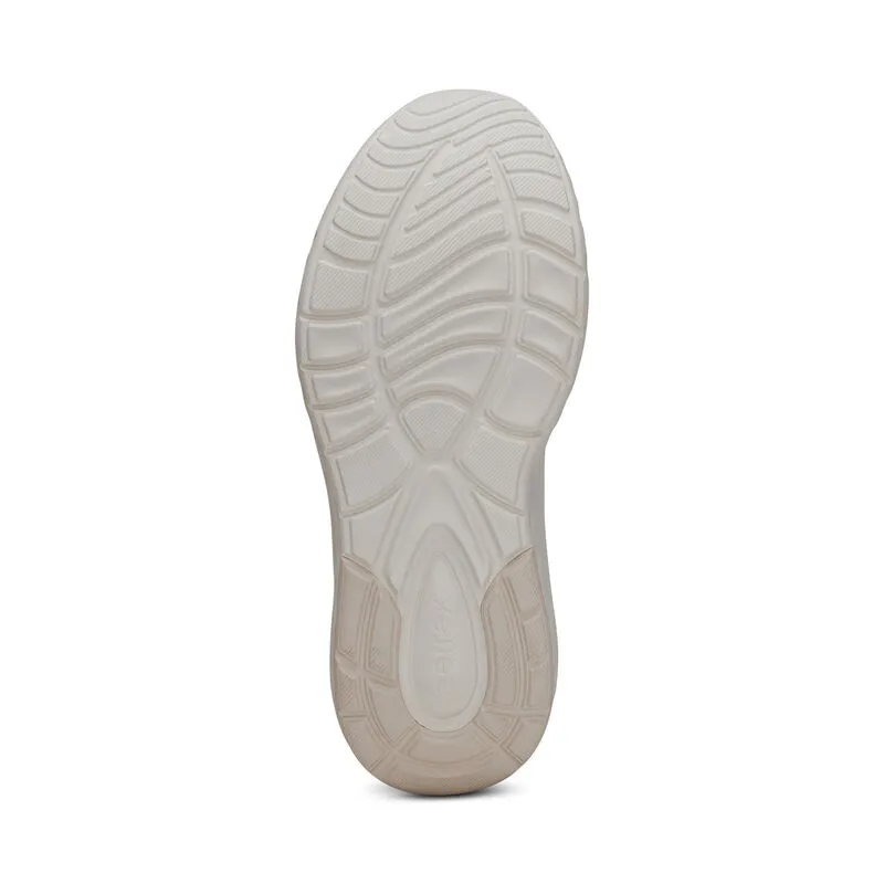 Danika Arch Support Sneaker in Ivory