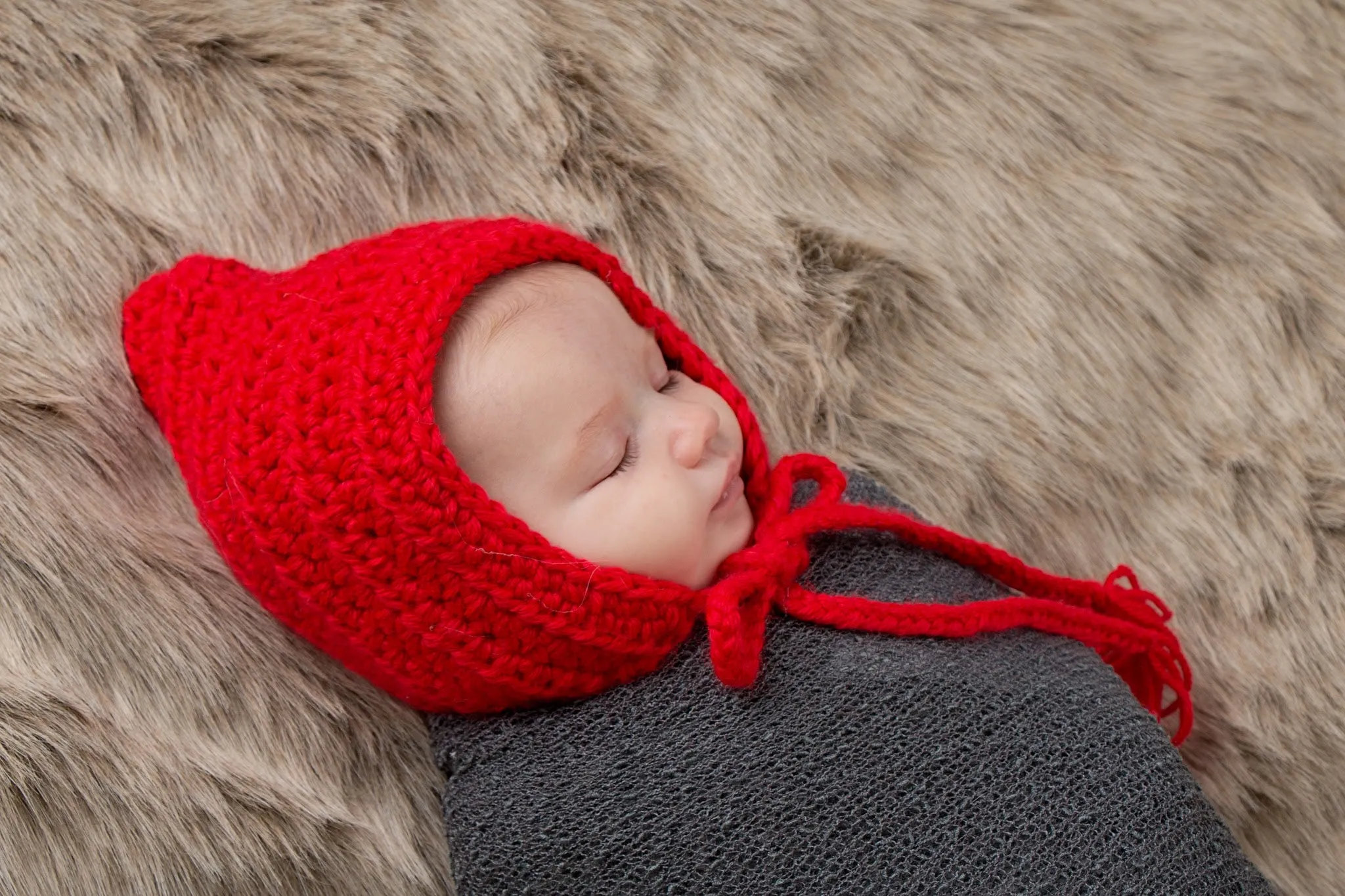 Red pixie elf hat